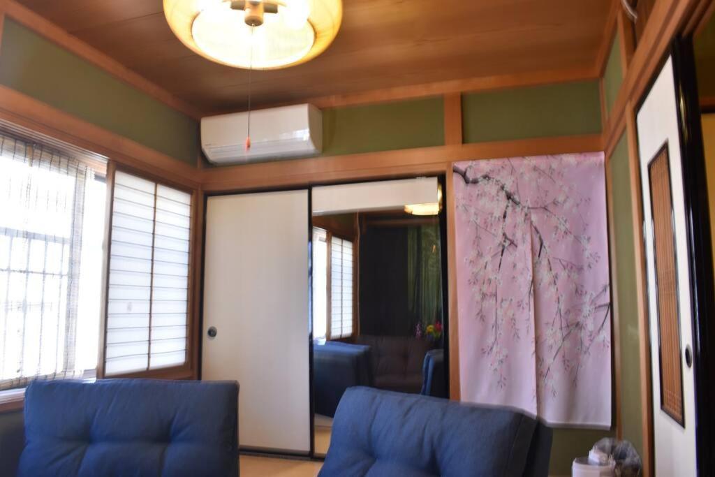 Only For One Group Cheaper For 6Th & 7Th Guest 市街地中心部 一棟貸しの宿 Guest House Don'S Home Takayama  Exterior foto